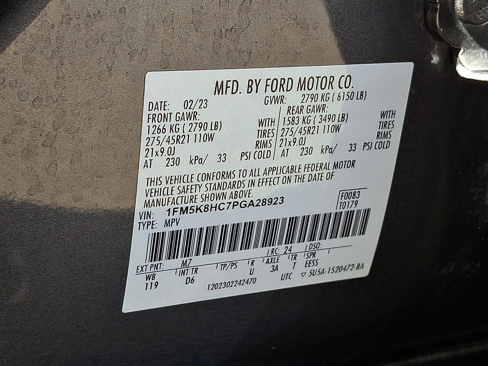 Certified 2023 Ford Explorer Platinum w/ Technology Package AWD/4WD image 34