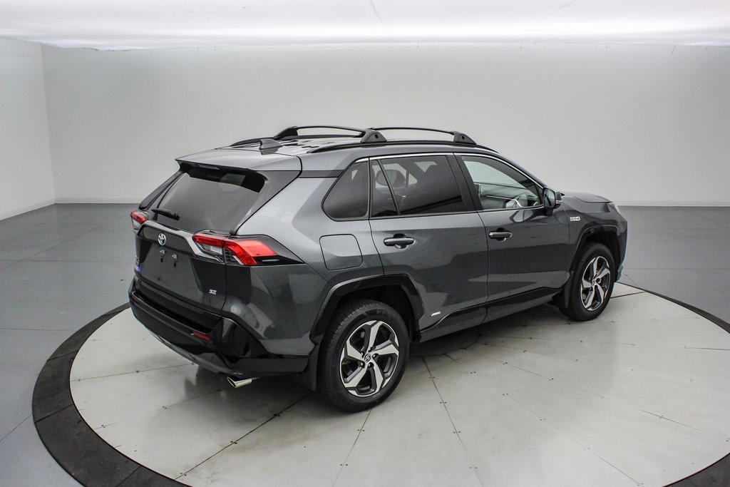 Used 2023 Toyota RAV4 SE image 5