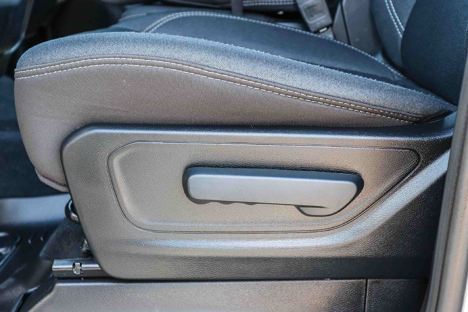 Used 2025 RAM 1500 Big Horn AWD/4WD image 22