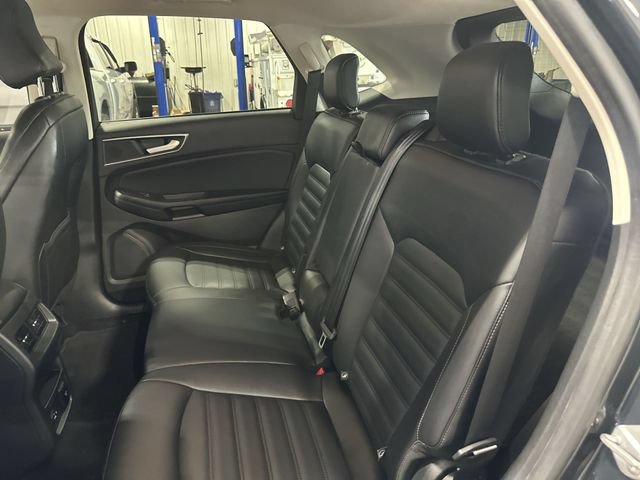 Certified 2022 Ford Edge SEL w/ Convenience Package AWD/4WD image 30