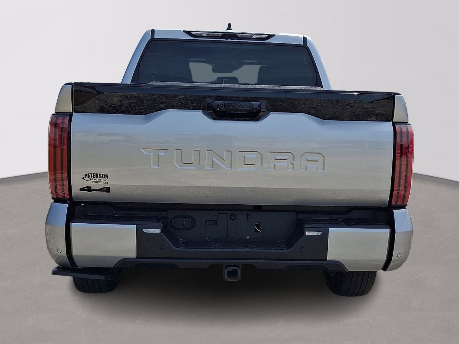 Used 2025 Toyota Tundra Platinum AWD/4WD image 5