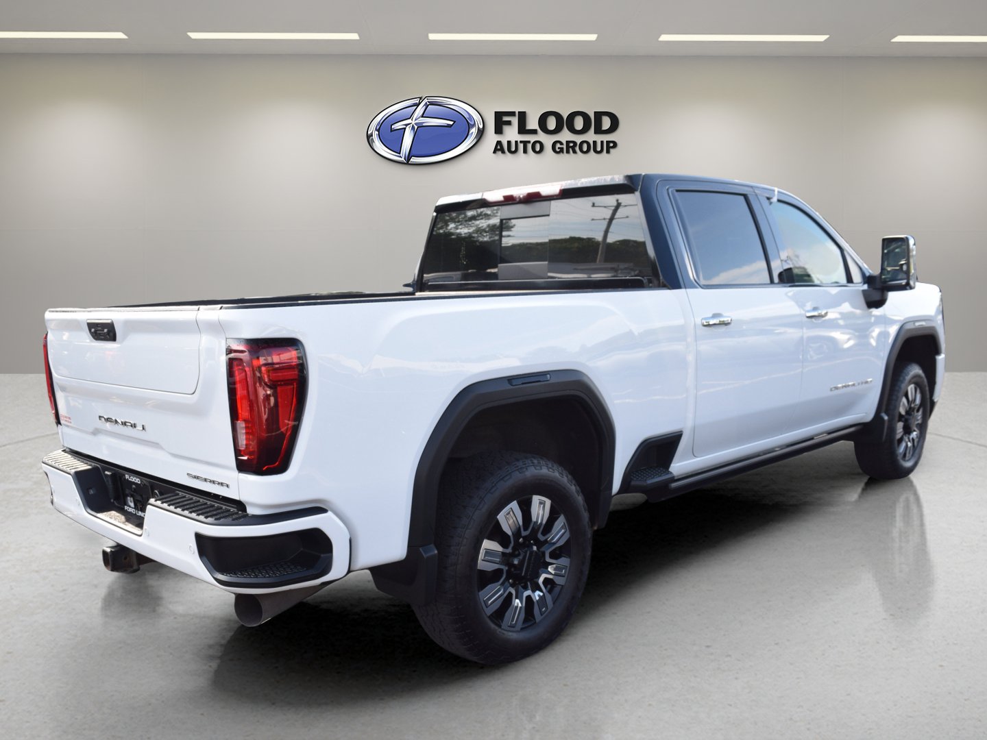 Used 2022 GMC Sierra 2500 Denali w/ Denali Ultimate Package AWD/4WD image 4