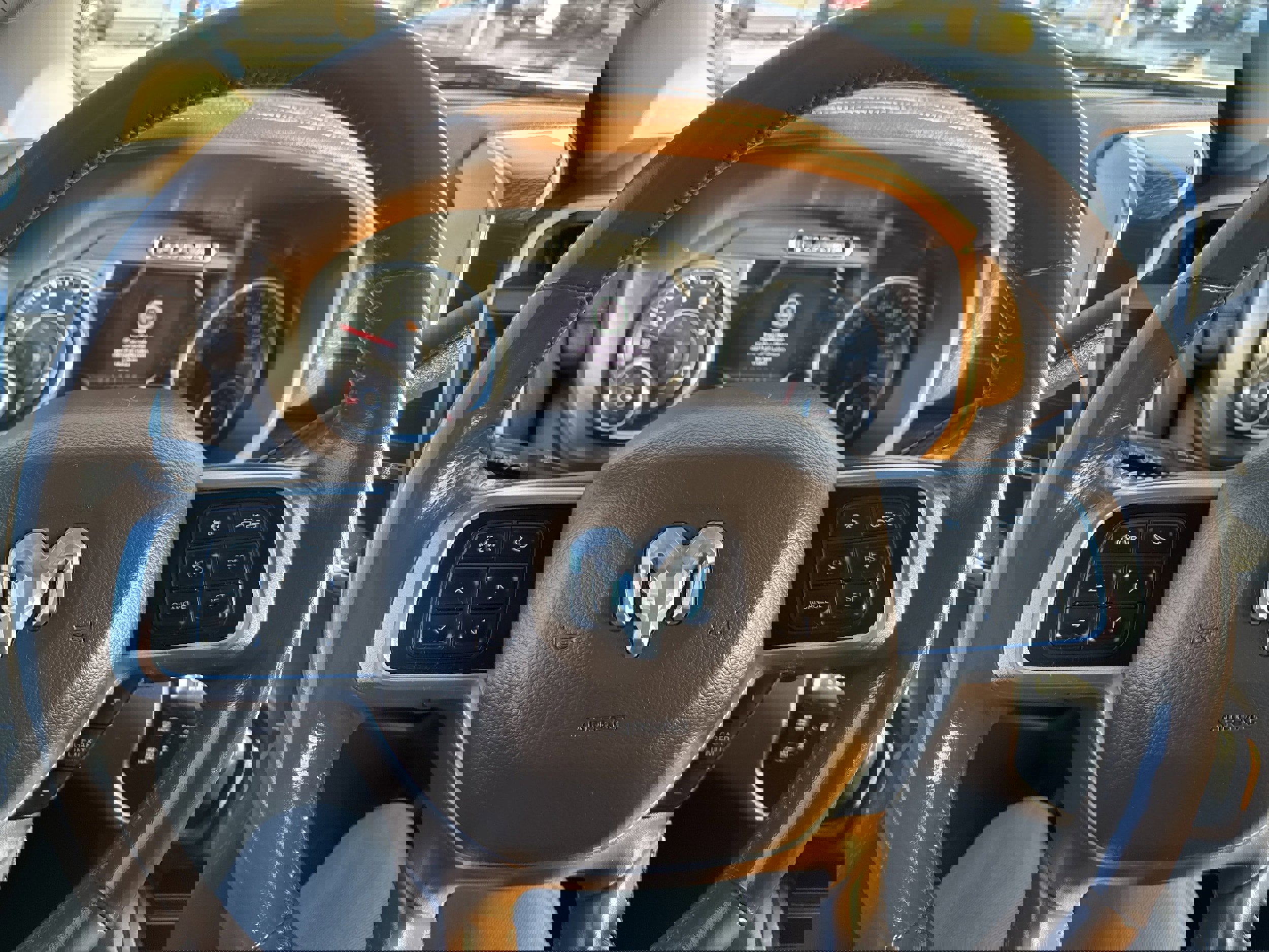 Used 2020 RAM 2500 Laramie image 12