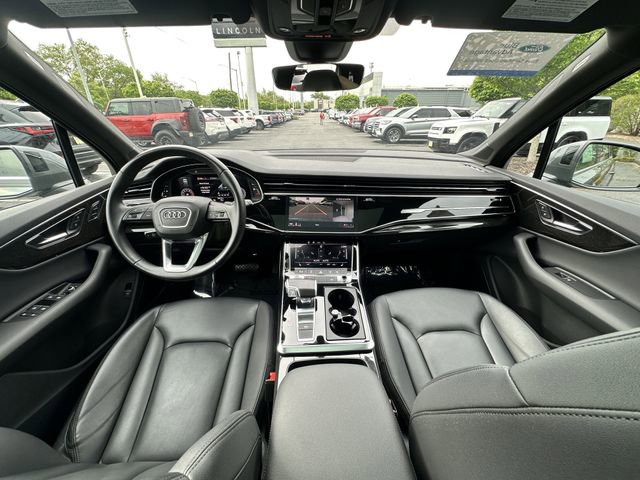 Used 2022 Audi Q7 3.0T Premium Plus w/ Premium Plus Package AWD/4WD image 3