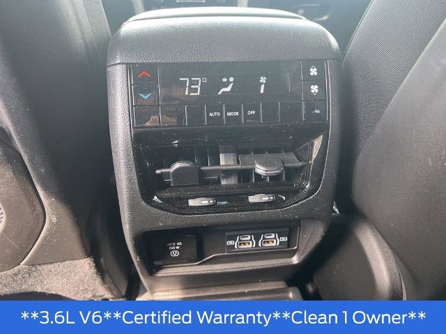 Used 2024 Jeep Grand Cherokee L Altitude AWD/4WD image 29
