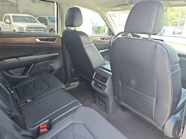 Used 2024 Volkswagen Atlas SE FWD image 12