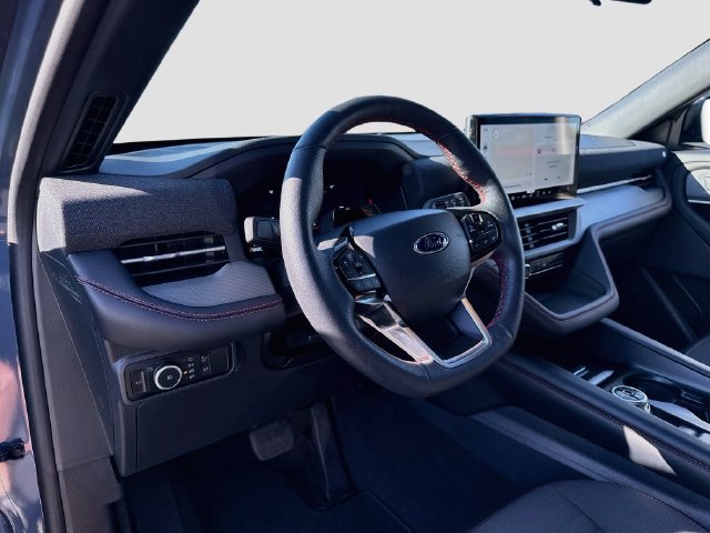 Certified 2025 Ford Explorer ST-Line w/ ST-Line Street Pack AWD/4WD image 14
