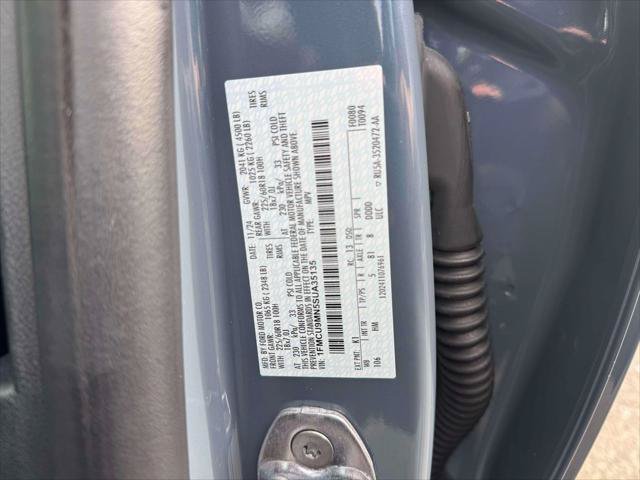 Certified 2025 Ford Escape ST-Line w/ Tech Pack #1 AWD/4WD image 13