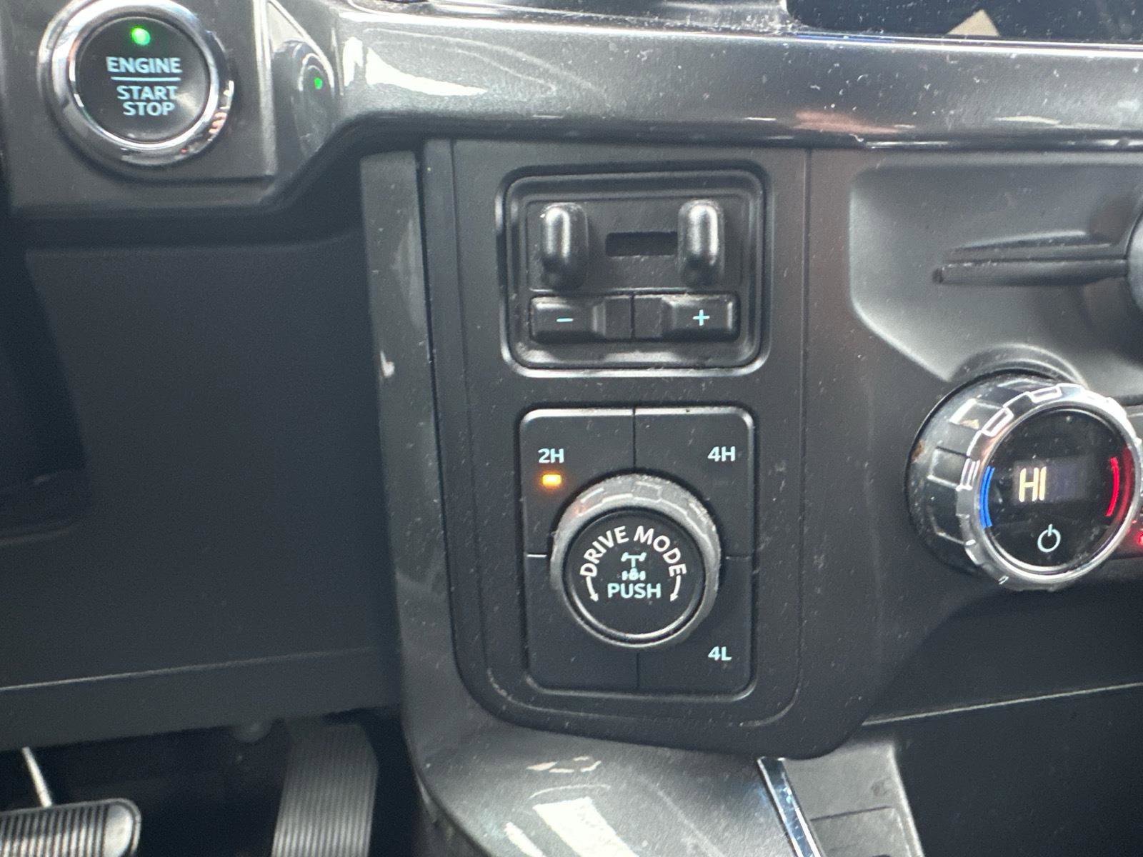 Certified 2021 Ford F150 XLT w/ Equipment Group 302A High image 18