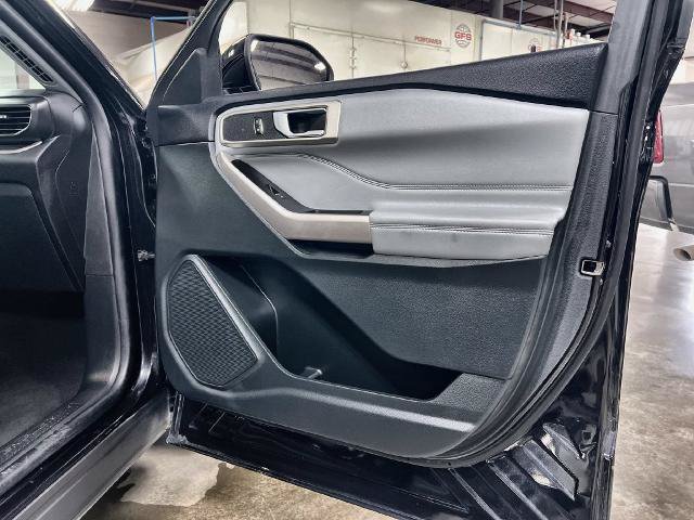Certified 2023 Ford Explorer XLT w/ Equipment Group 202A RWD image 33