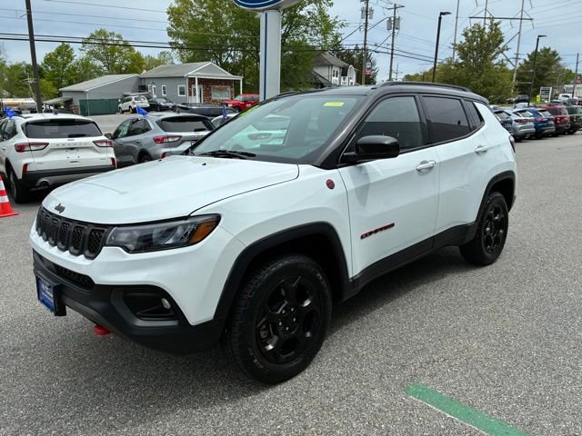 Used 2023 Jeep Compass Trailhawk AWD/4WD image 7