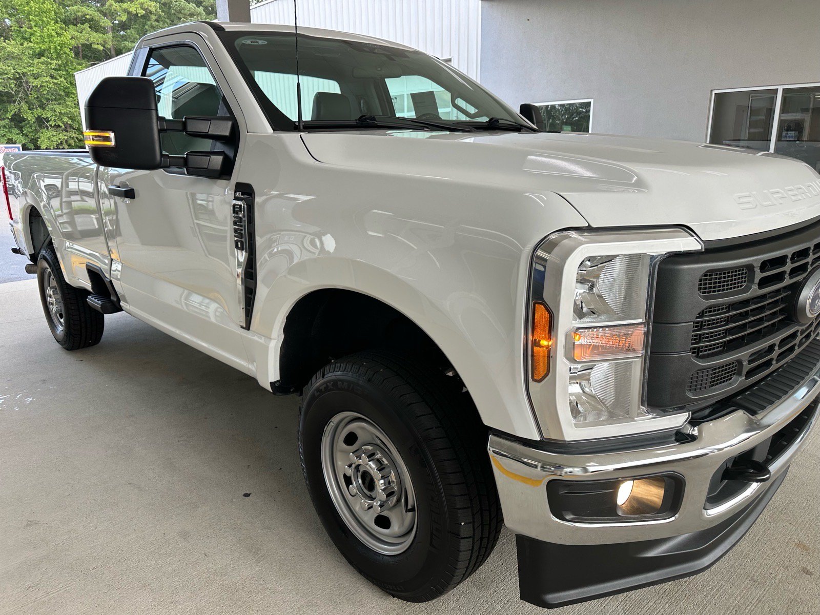 Certified 2024 Ford F250 XL w/ XL Chrome Package AWD/4WD image 9