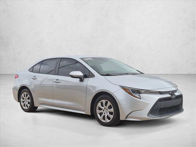 Used 2021 Toyota Corolla LE FWD image 3
