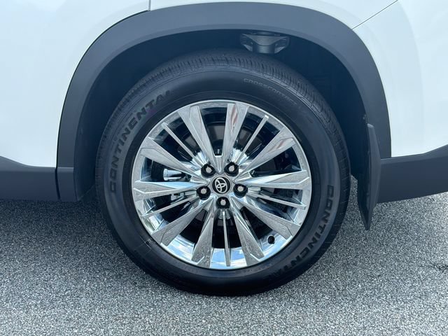 Used 2026 Toyota Grand Highlander AWD image 22