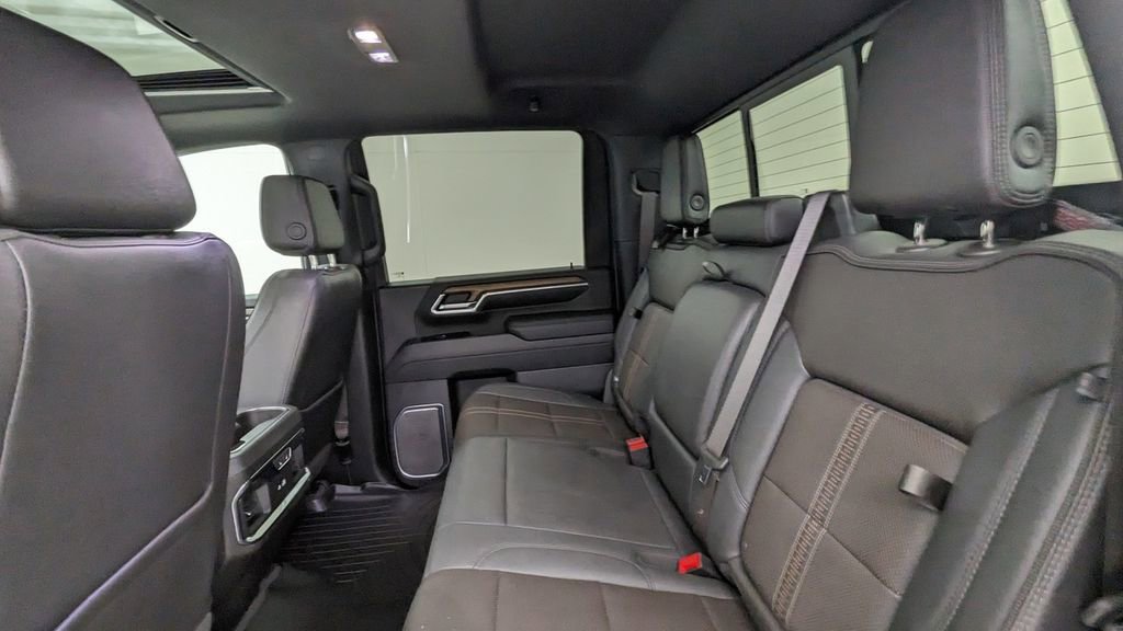 Used 2024 Chevrolet Silverado 3500 High Country w/ High Country Premium Package image 37