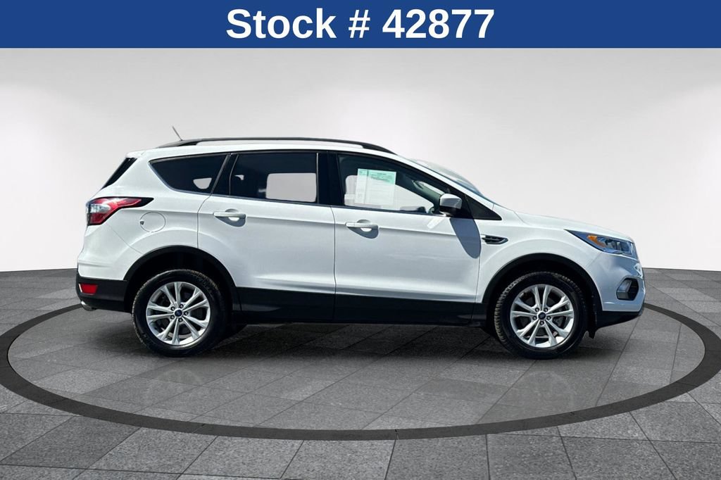 Certified 2018 Ford Escape SEL FWD image 3