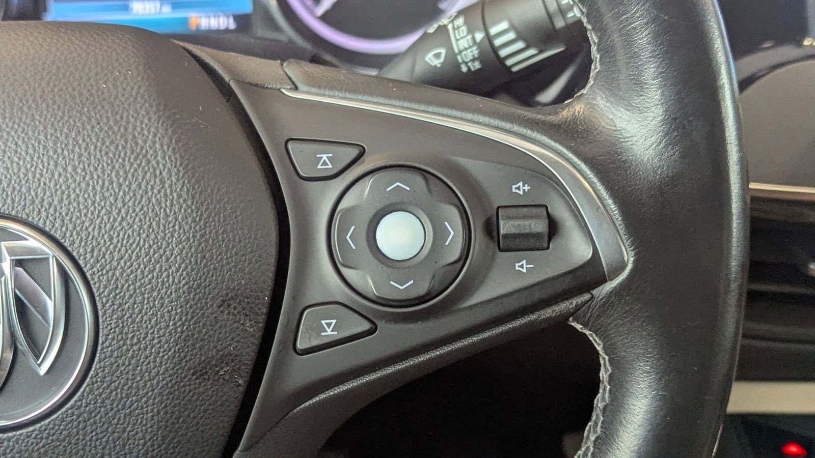 Used 2020 Buick Envision Preferred image 25