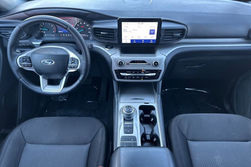 Certified 2023 Ford Explorer XLT image 15