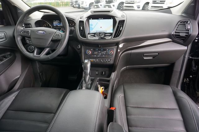 Certified 2018 Ford Escape Titanium FWD image 11