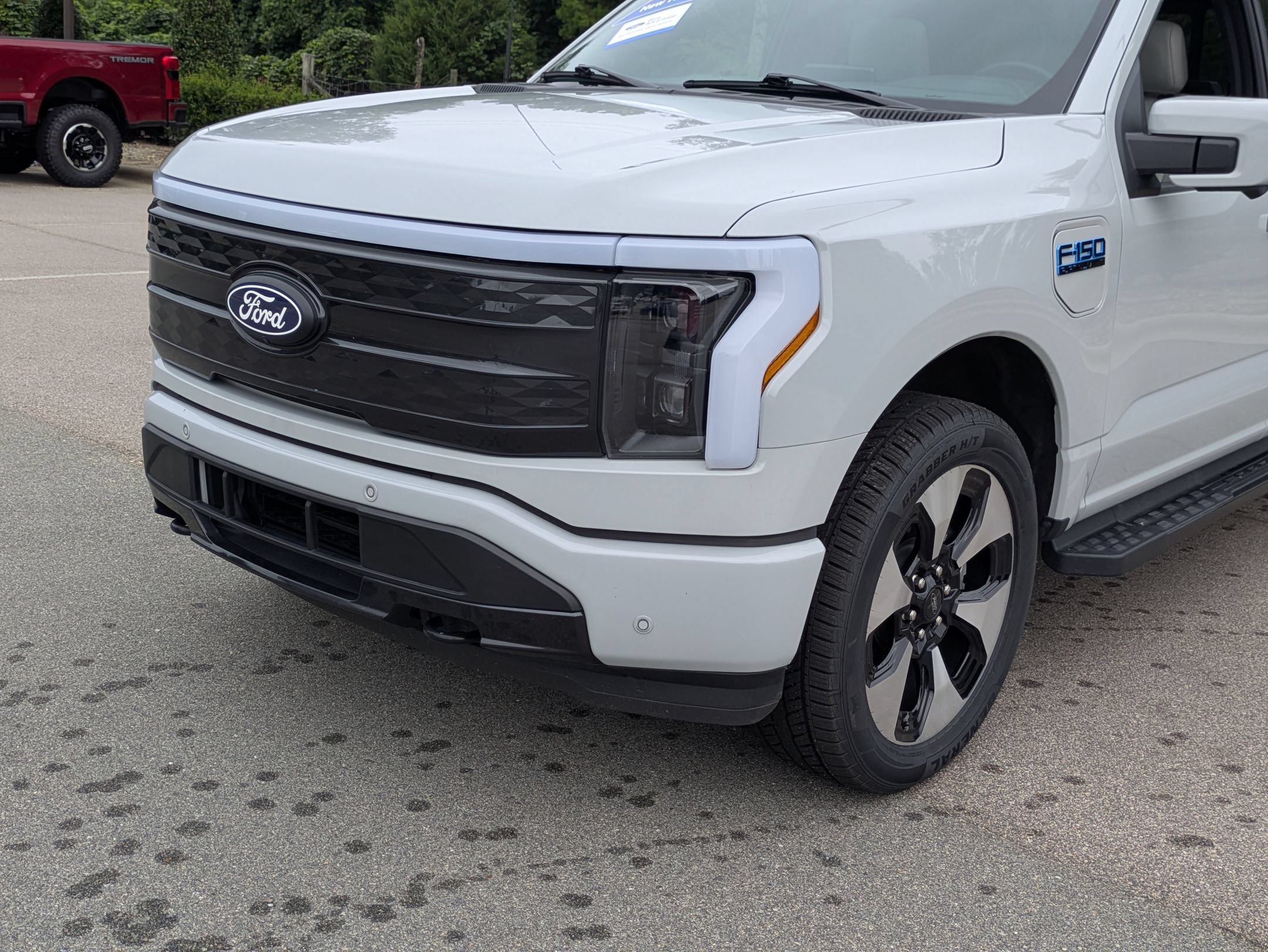 Certified 2024 Ford F150 Lightning Platinum AWD/4WD image 10