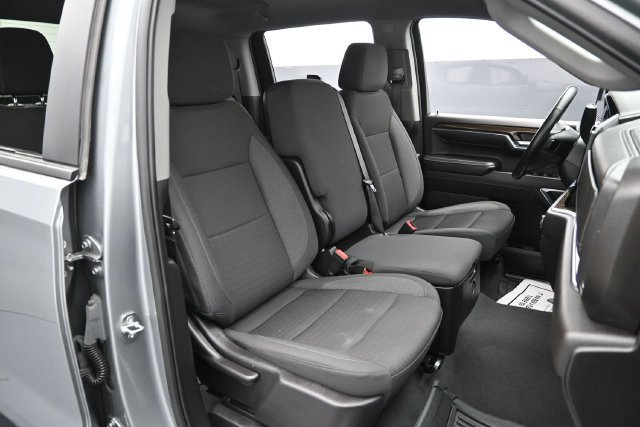 Used 2024 Chevrolet Silverado 1500 LT AWD/4WD image 31