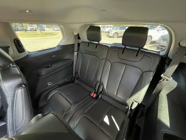 Used 2022 Jeep Grand Cherokee L Limited AWD/4WD image 17