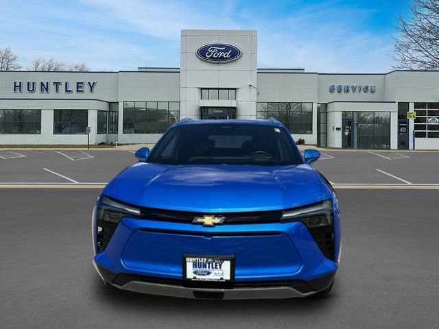 Used 2024 Chevrolet Blazer EV LT AWD/4WD image 3