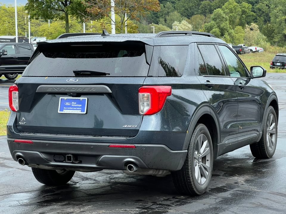 Certified 2023 Ford Explorer XLT w/ Equipment Group 202A AWD/4WD image 9