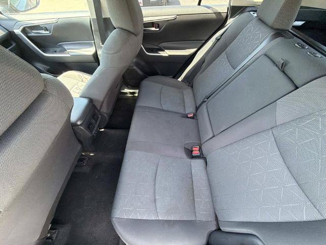 Used 2023 Toyota RAV4 XLE AWD/4WD image 21