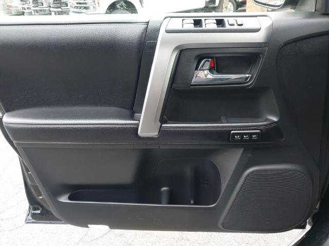 Used 2017 Toyota 4Runner Limited AWD/4WD image 15