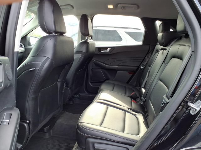 Certified 2022 Ford Escape SEL w/ Technology Package AWD/4WD image 9