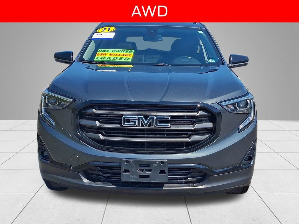 Used 2021 GMC Terrain SLT w/ Infotainment Package II AWD/4WD image 2