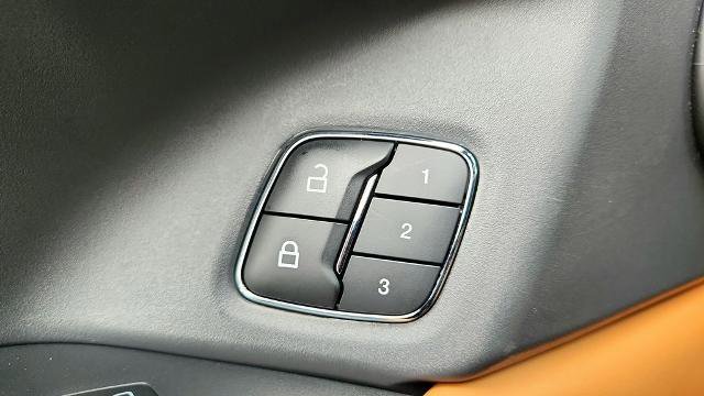 Certified 2023 Ford Expedition Platinum image 28