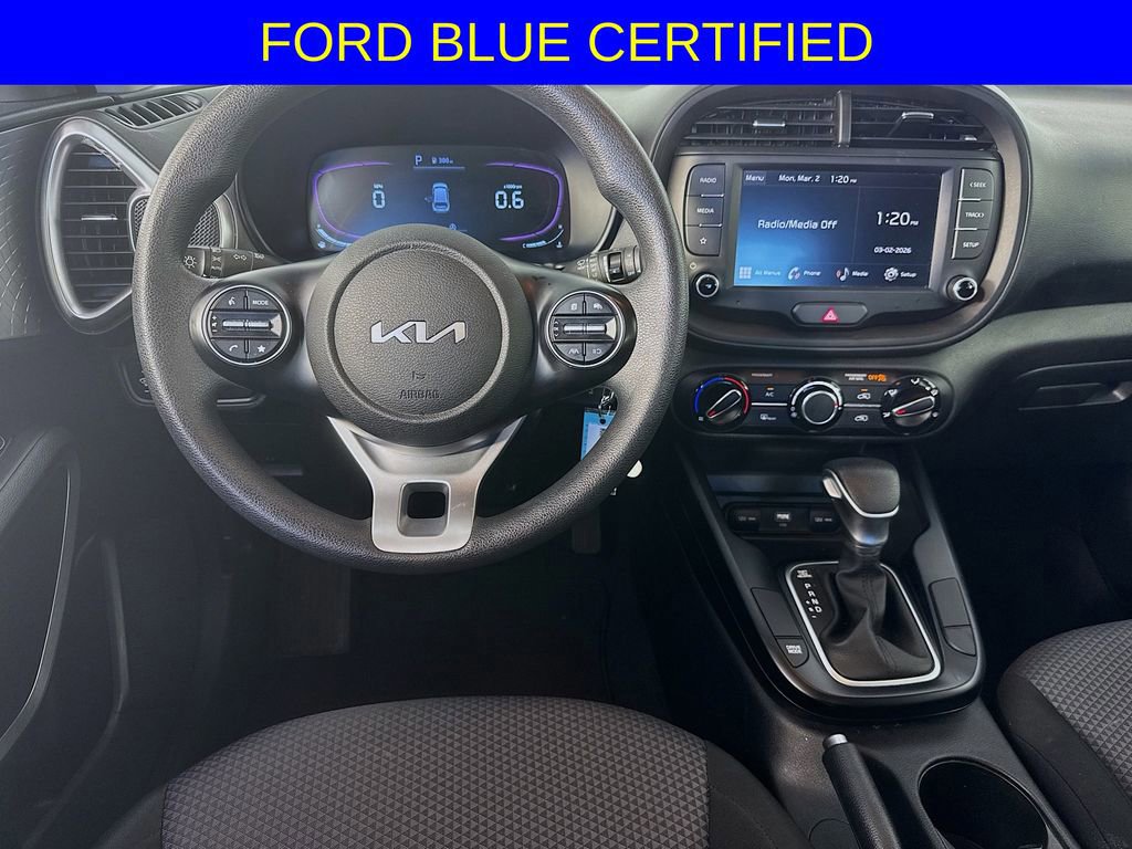 Used 2025 Kia Soul LX w/ LX Technology Package image 19