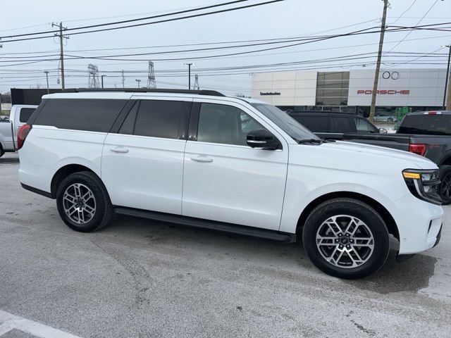 Certified 2025 Ford Expedition Max Active AWD/4WD image 5