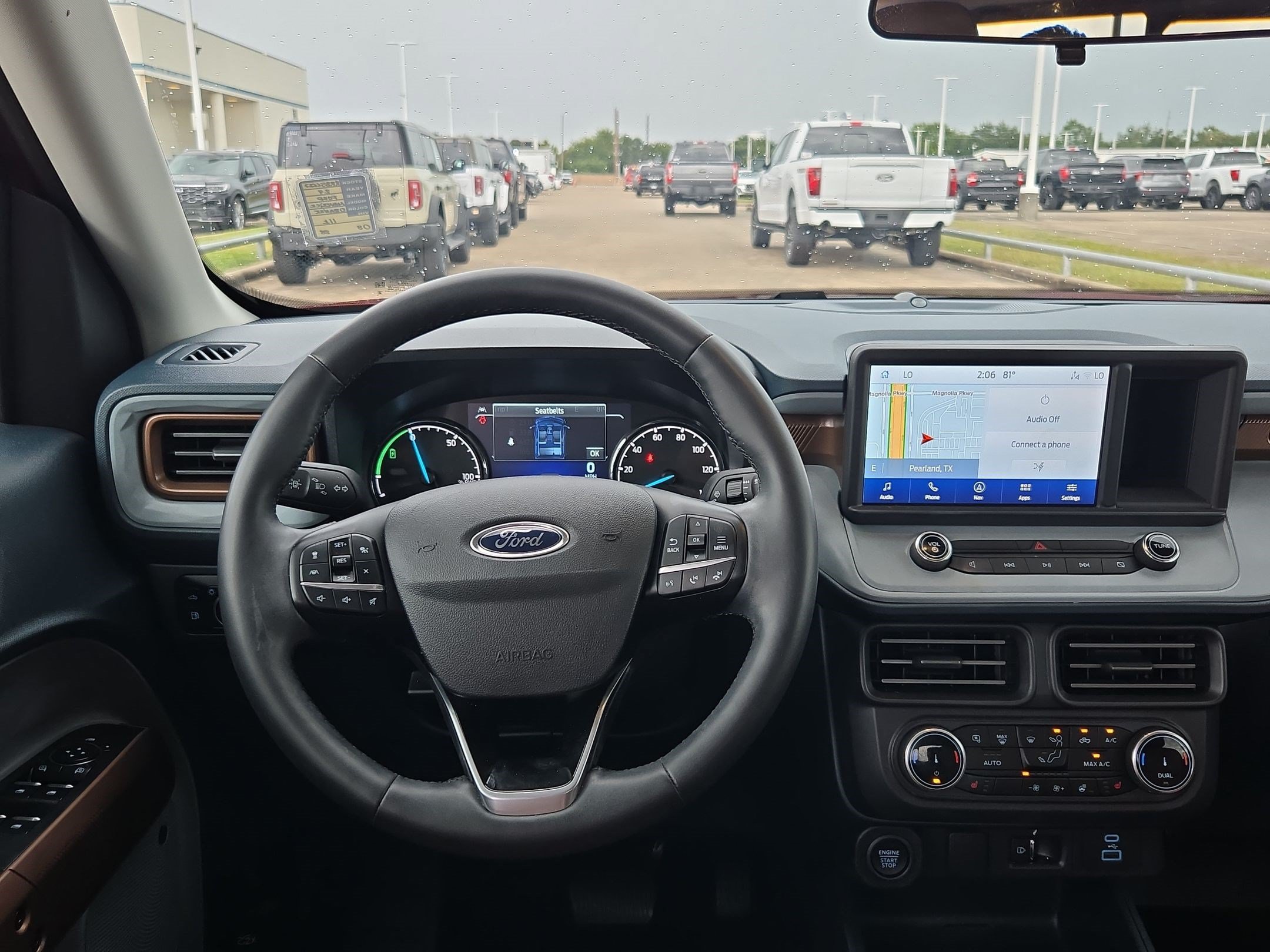 Certified 2024 Ford Maverick Lariat FWD image 29