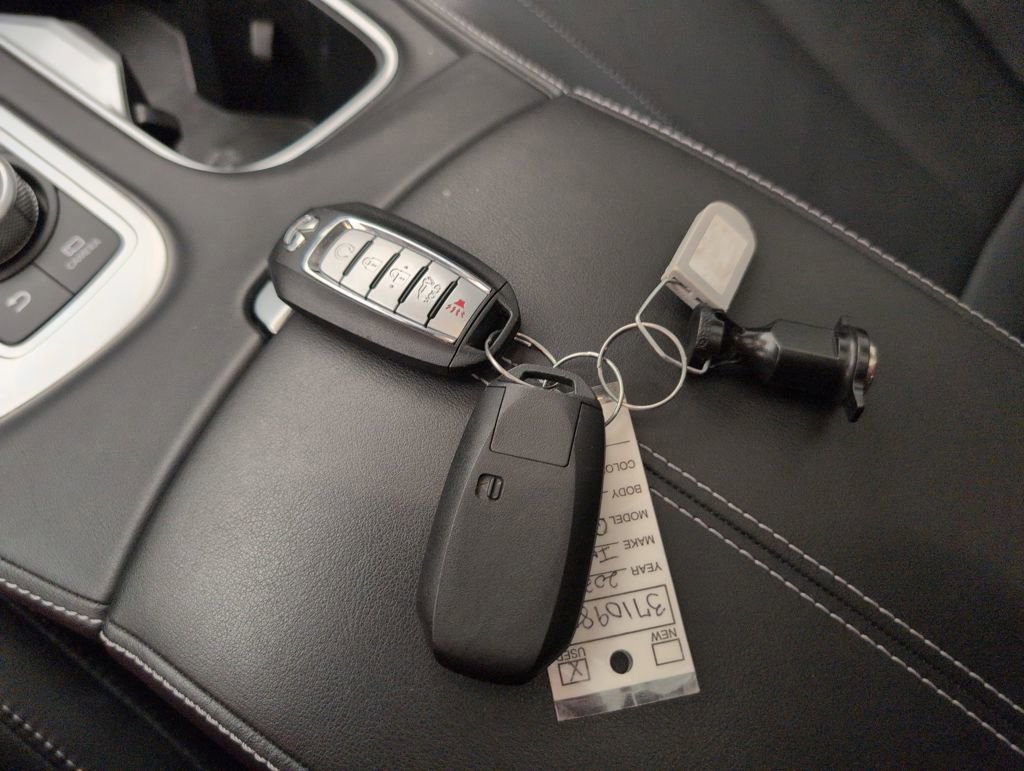 Used 2023 INFINITI QX60 Sensory w/ Vision Package AWD/4WD image 42