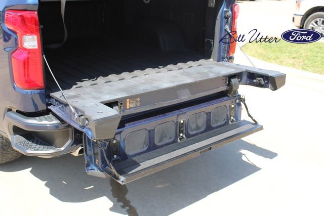 Used 2023 Chevrolet Silverado 1500 RST AWD/4WD image 11
