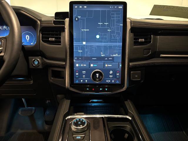 Certified 2024 Ford Expedition Max Platinum RWD image 27