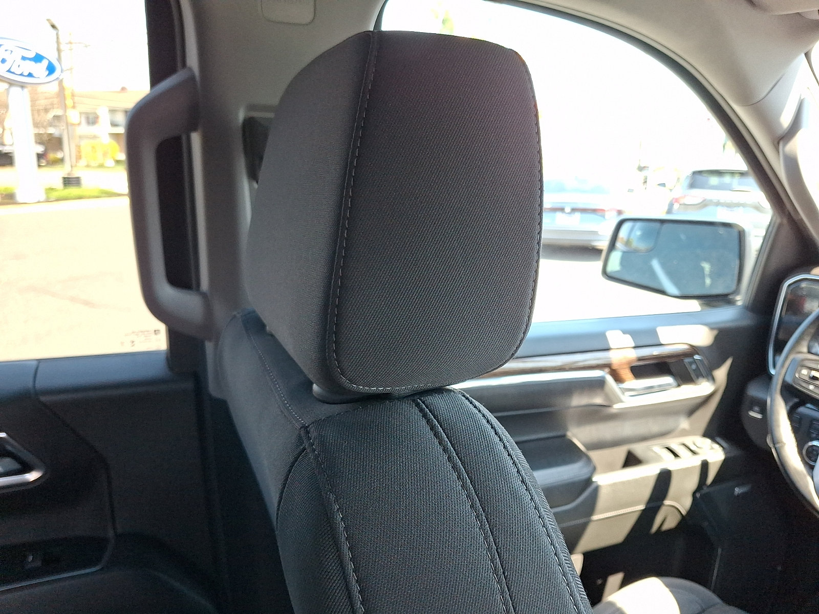 Used 2024 GMC Sierra 1500 Elevation w/ Preferred Package AWD/4WD image 13