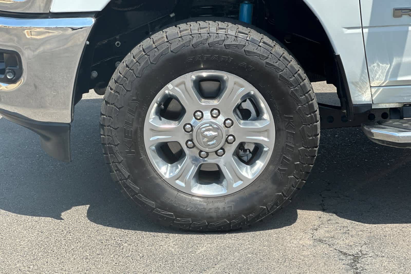 Used 2024 RAM 2500 Big Horn w/ Off Road Package AWD/4WD image 26