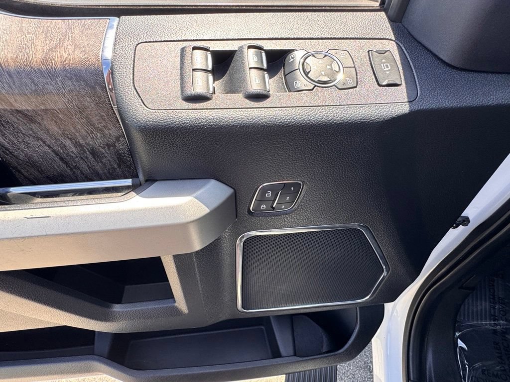 Certified 2019 Ford F250 Lariat w/ Chrome Package AWD/4WD image 16