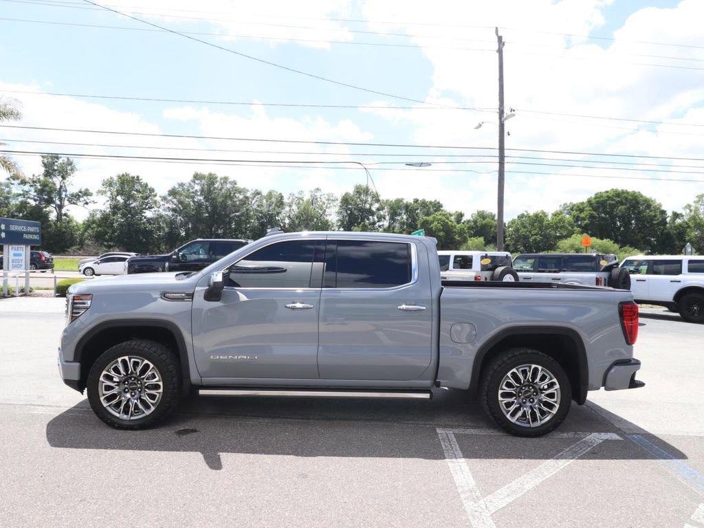 Used 2025 GMC Sierra 1500 Denali Ultimate AWD/4WD image 8