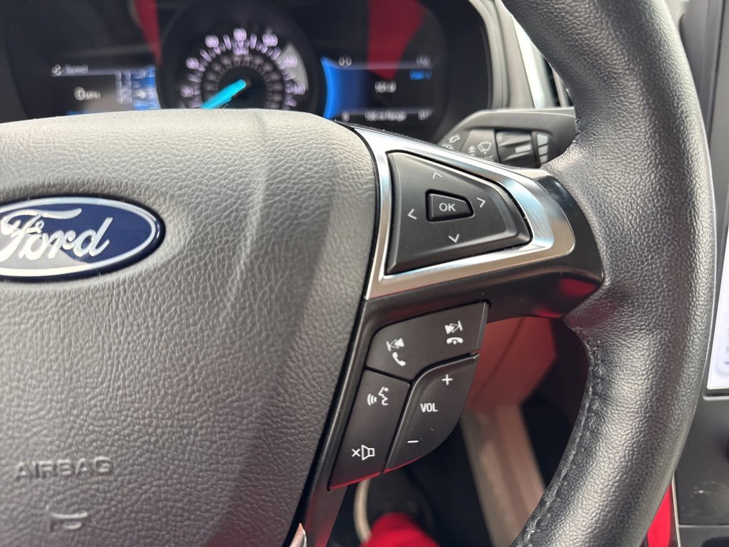 Certified 2024 Ford Edge Titanium image 13