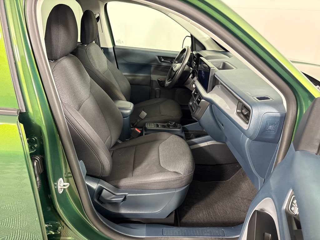 Certified 2025 Ford Maverick XL FWD image 7