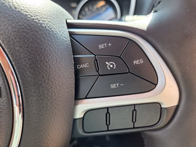 Used 2019 Jeep Compass Latitude FWD image 29
