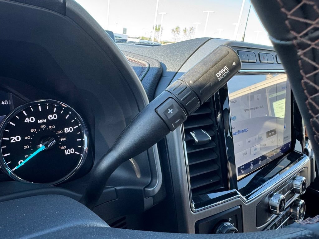 Certified 2022 Ford F350 Platinum w/ Tremor Off-Road Package AWD/4WD image 24