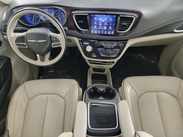 Used 2020 Chrysler Pacifica Limited FWD image 20