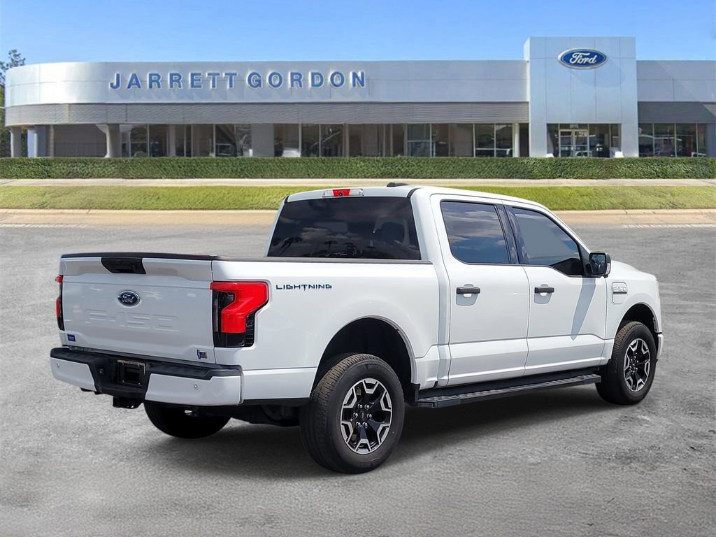 Certified 2023 Ford F150 Lightning XLT image 3