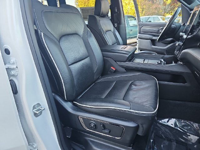 Used 2025 RAM 1500 Limited AWD/4WD image 10